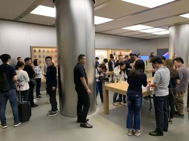  iOS 18 现奇怪Bug：截图越来越红
