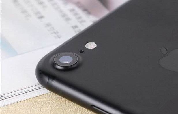 iPhone 7 保护壳再曝光:真亦假来假亦真 iPhone 7 保护壳再曝光:真亦假来假亦真