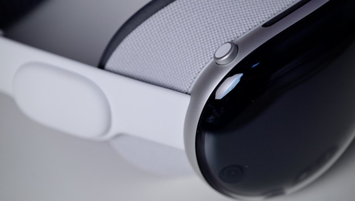 今年最贵和最便宜的两款iPhone是什么样？来看看吧