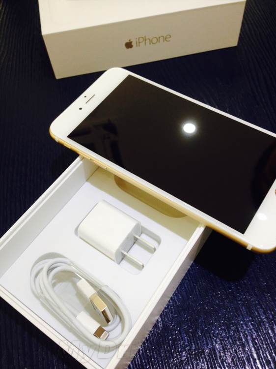 专家预言:明年iPhone销量将会首次下滑 专家预言:明年iPhone销量将会首次下滑