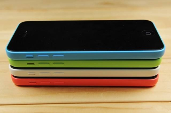 苹果发布米奇 90 周年特别版 Beats Solo 3 无线耳机