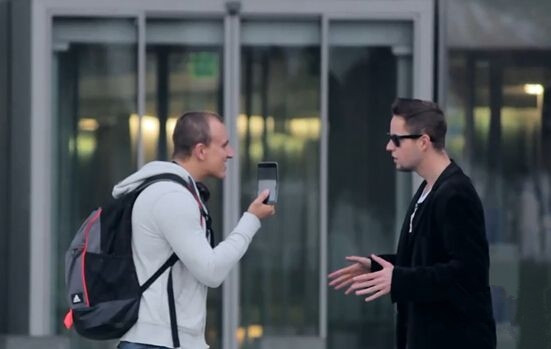 中国红iPhone 7今日开卖 6188元起