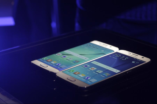 热销两年的AirPods背后,是苹果对阵安卓的杀手锏 热销两年的AirPods背后,是苹果对阵安卓的杀手锏