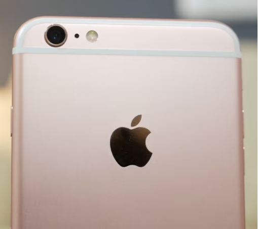 Clips可立拍更新:新增更多趣味自拍场景和全新滤镜 Clips可立拍更新:新增更多趣味自拍场景和全新滤镜