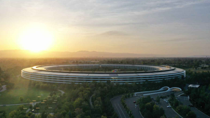 苹果首款头显 Reality Pro 高清渲染图曝光 苹果首款头显 Reality Pro 高清渲染图曝光