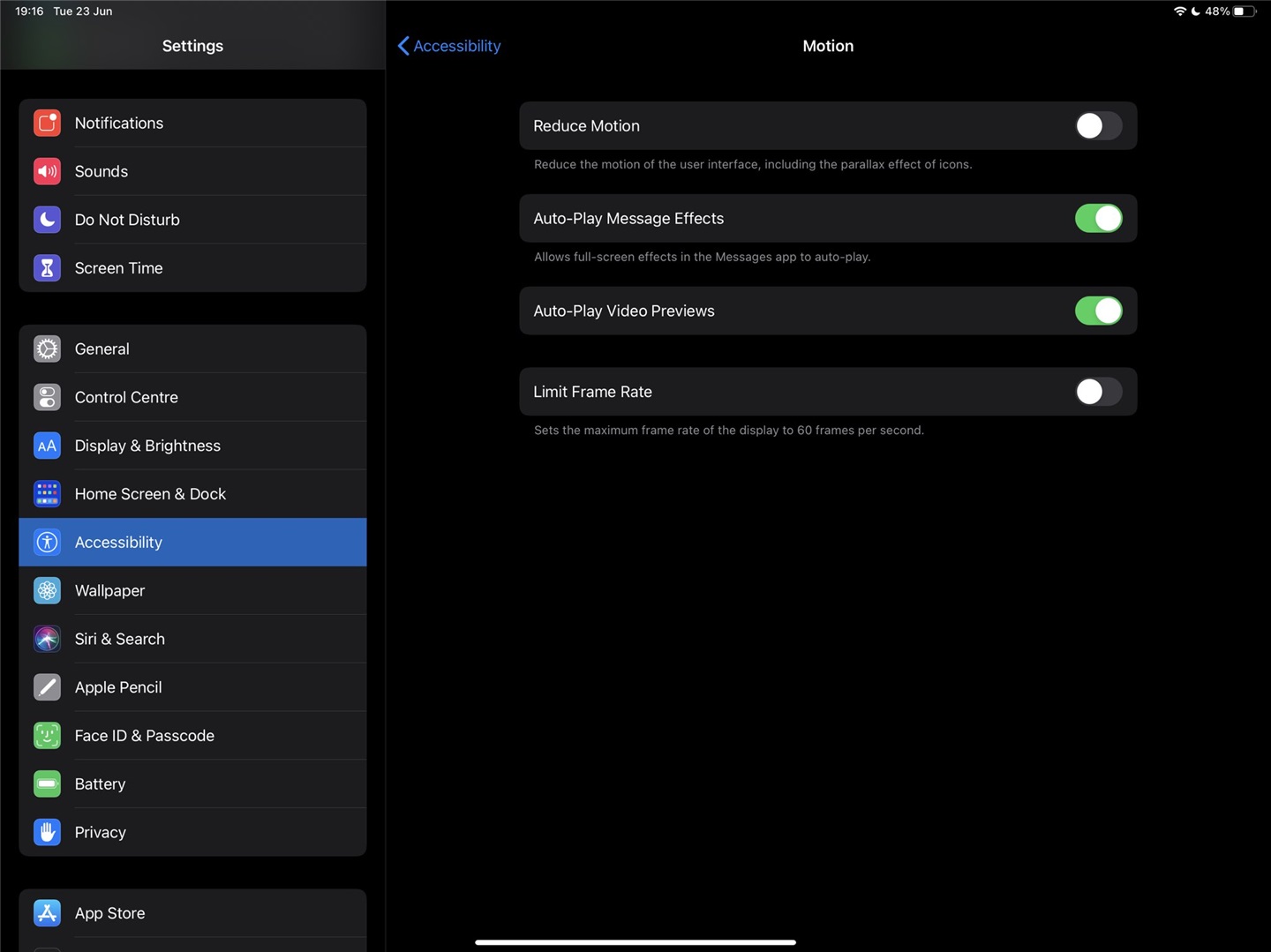新iPhone将配18W USB-C充电器: 不单独出售