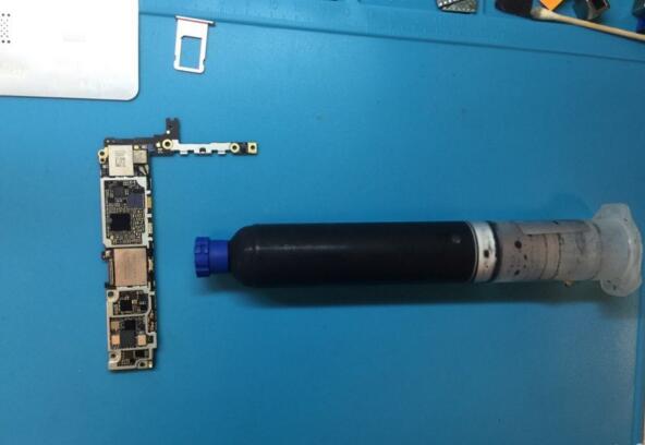  苹果推出限量版 Beats Studio 3