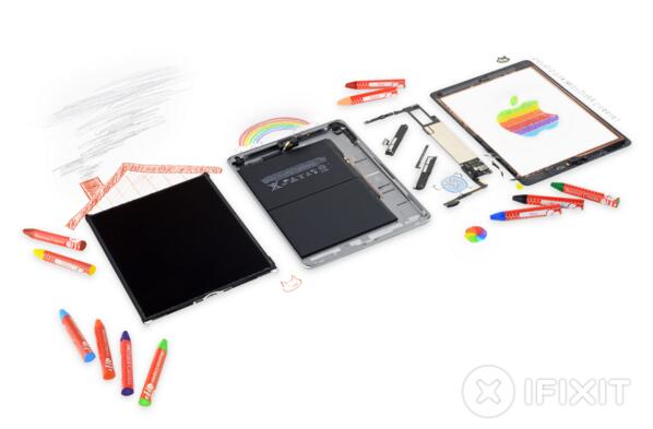 古尔曼：苹果正在研发运行于设备端的大型语言模型 (LLM) 