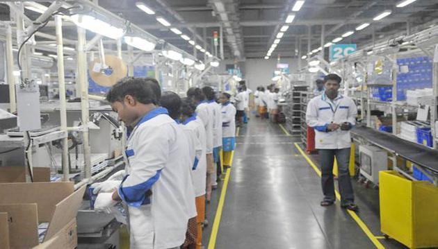 苹果公布Q4财季iPhone销量4551万部：连续三季度滑坡