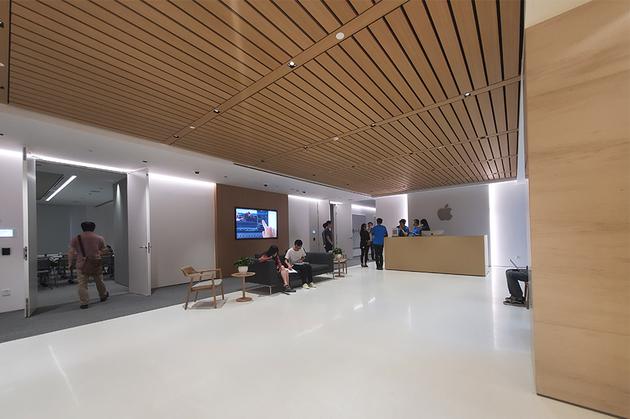 为新品让路 iPhone5S最高下调1200元 为新品让路 iPhone5S最高下调1200元