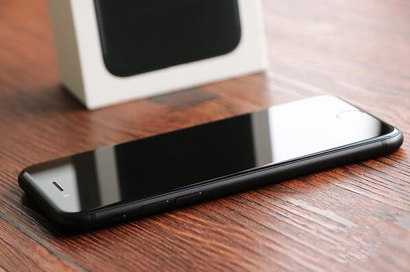 苹果iPhone6 A8芯片可播放4K视频