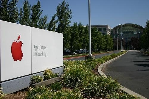 若 iPhone 14 Pro 持续销售强劲，苹果将稳定占据高端智能手机 60% 的份额