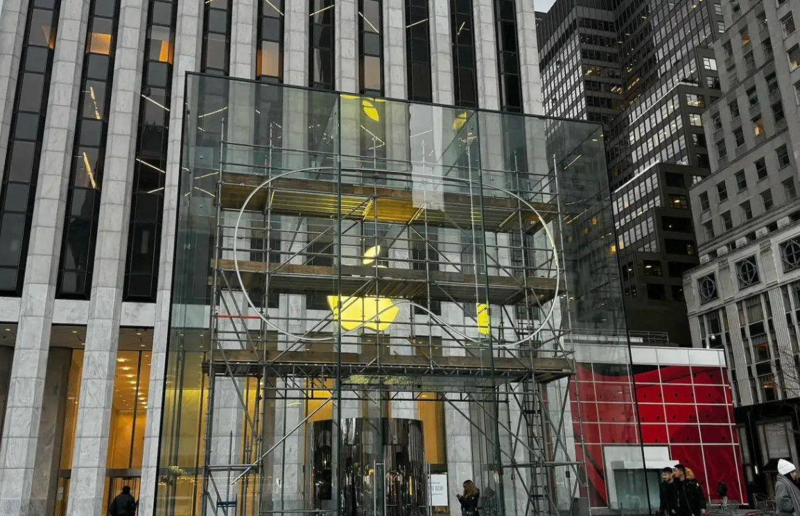 iPhone 8准确外形/三围大曝光！全面屏、垂直双摄