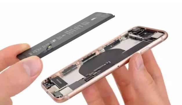 苹果推出 TipKit,为开发者提供 App 教程模板 苹果推出 TipKit,为开发者提供 App 教程模板