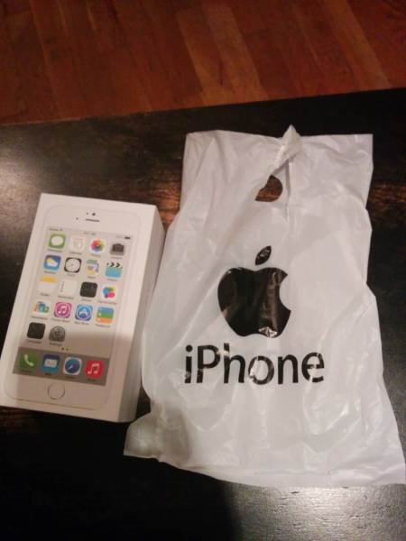 苹果 iPhone 14 Pro 系列 AOD 息屏显示已支持禁用壁纸或通知 苹果 iPhone 14 Pro 系列 AOD 息屏显示已支持禁用壁纸或通知