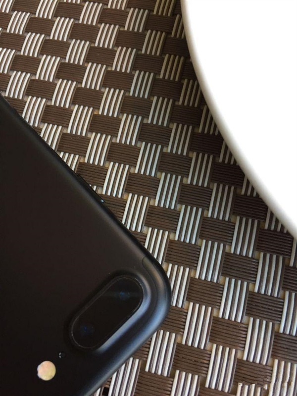 苹果砍价过度影响iPhone 7 出货？期望不受影响