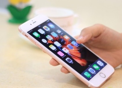 今年最贵和最便宜的两款iPhone是什么样？来看看吧